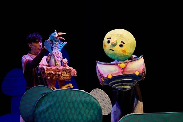 法泰台跨國偶戲雙饗宴　倫敦巴比肯劇作《怪奇怪奇布穀鐘》與　泰國金獎導演《月亮找朋友》接力掀起童話狂想 主要圖片