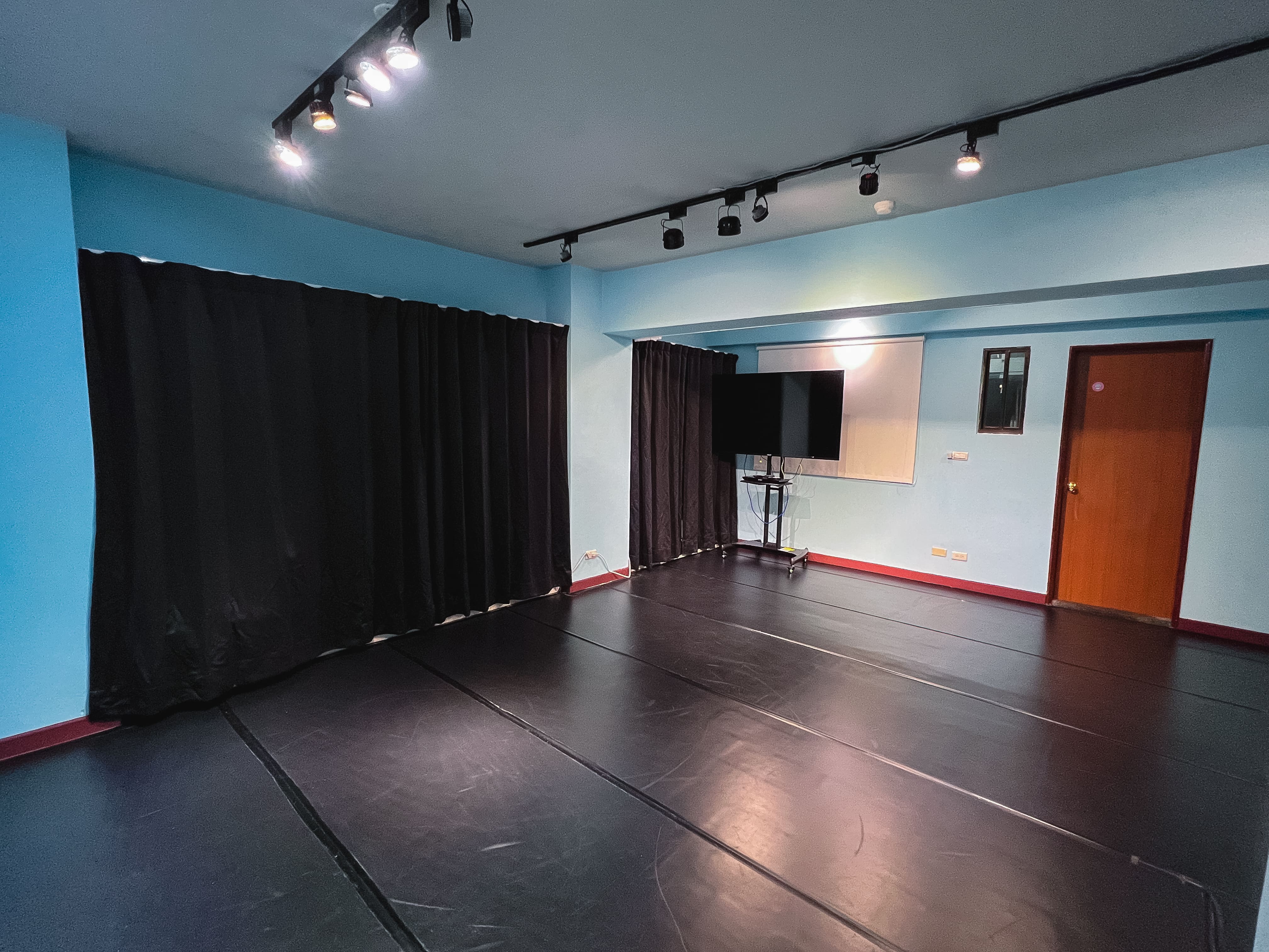 Think BIg Theatre